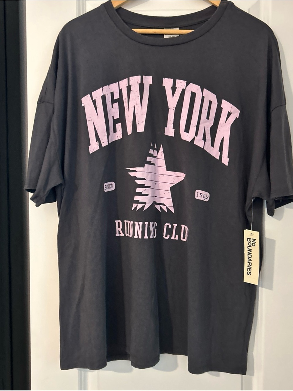 No Boundaries Washed Graphic Boyfriend Tee, XXL- New York- NWT